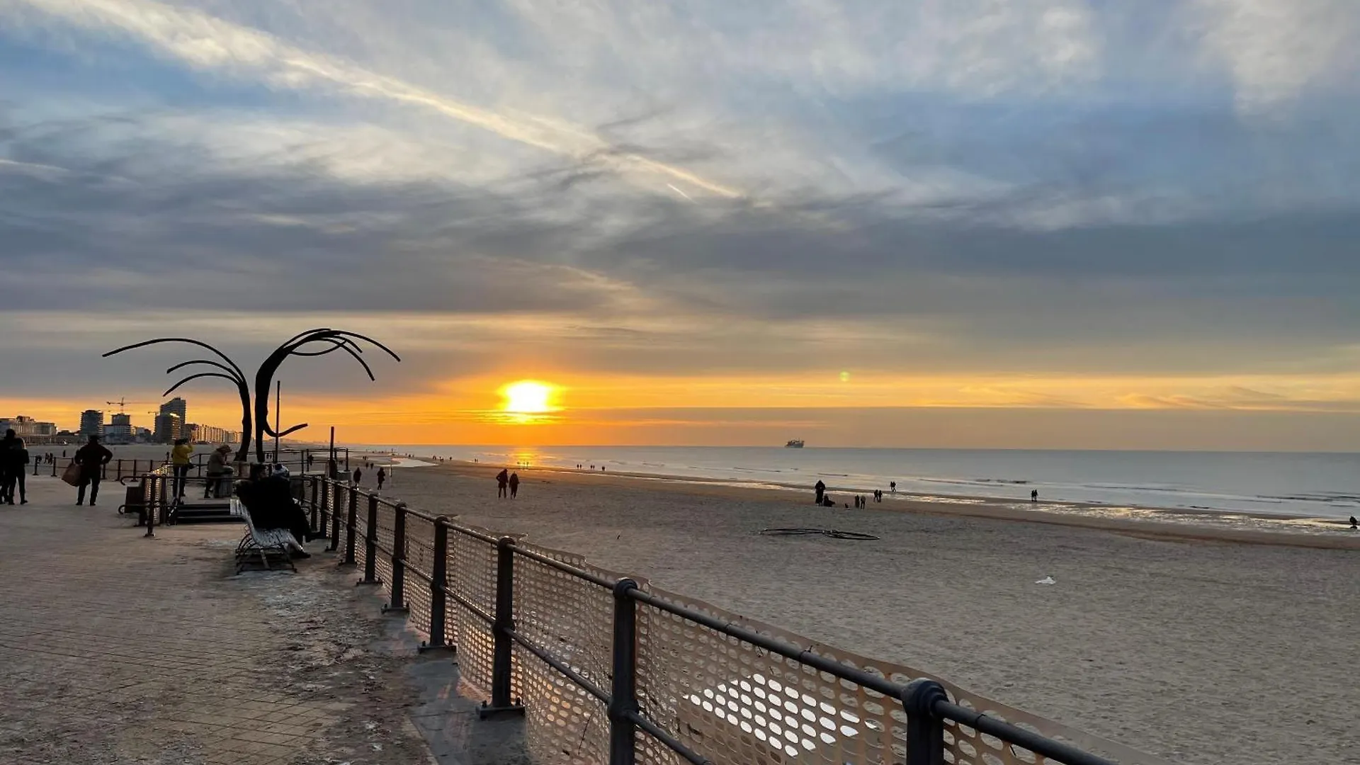 Lou Luxueus Vakantie Appartement Vlakbij Zee Ostend Belgium